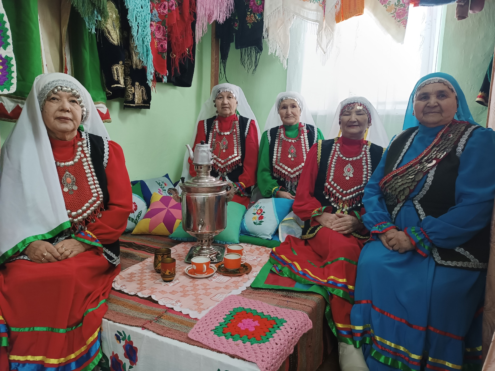 Ауылым тип йәшәй инәйҙәр