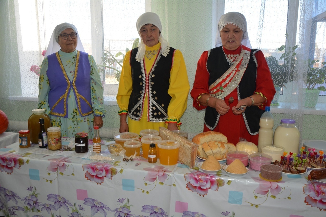 Байғужа ауылында стела асылды