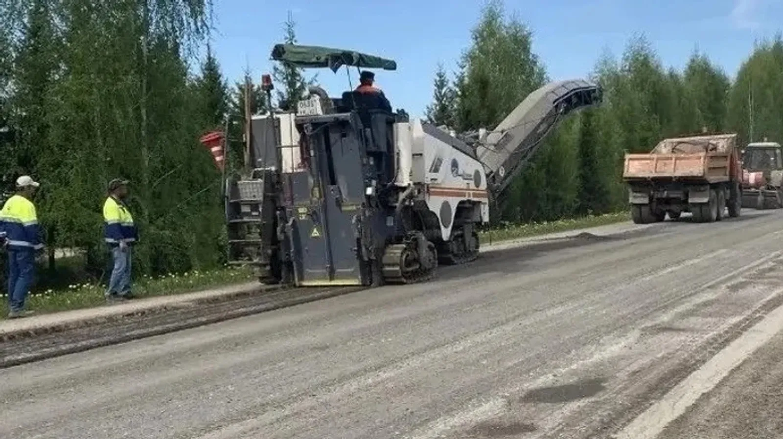 Иглин ҡасабаһын урап үткән юл ремонтлана