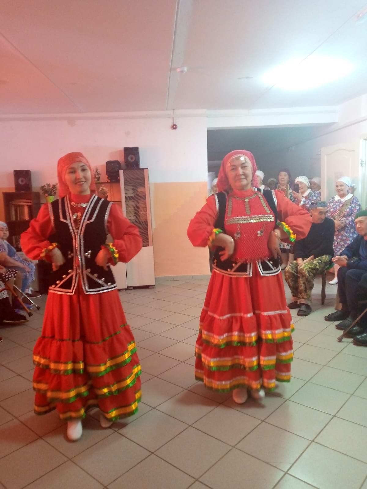 Ҡарттарҙың хәлен белдек...