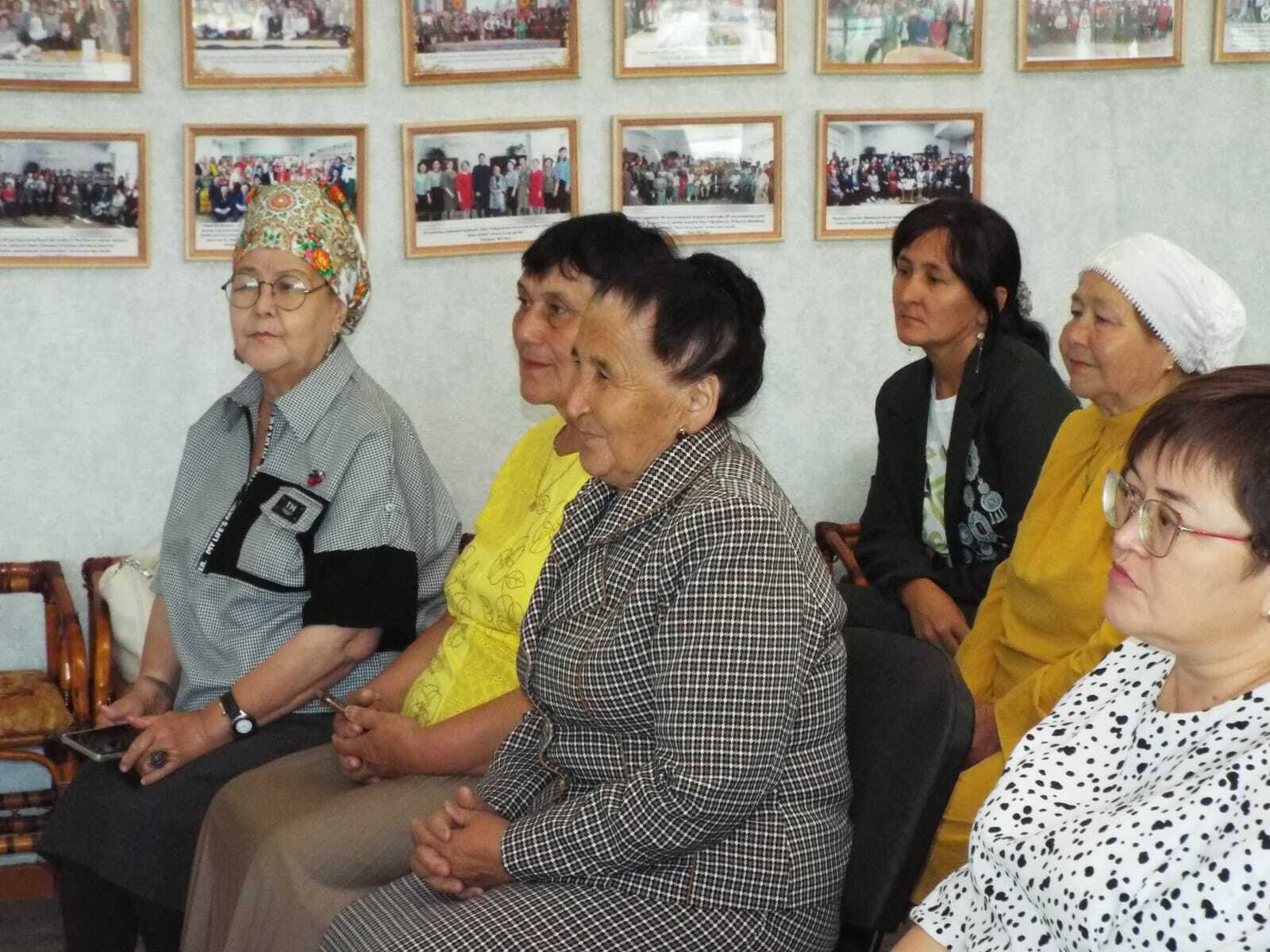 Еңеүселәр билдәләнде