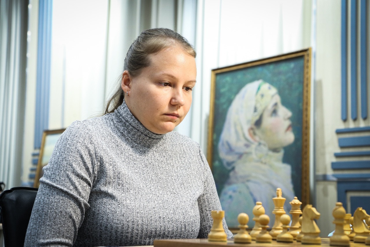Никита Витюгов сохраняет лидерство в открытом турнире