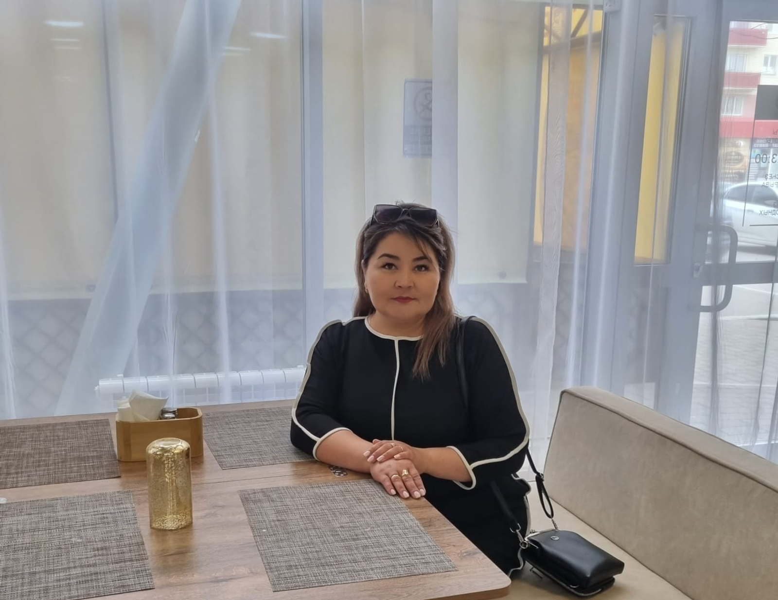 Һынауҙарға бөгөлмәҫ ҡатын