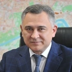 Аяз Камалов - Рәсәй Федерацияһының атҡаҙанған табибы