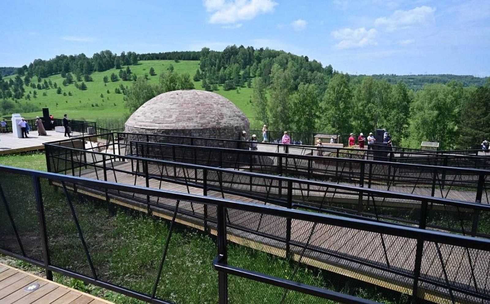 Туристический поток увеличился