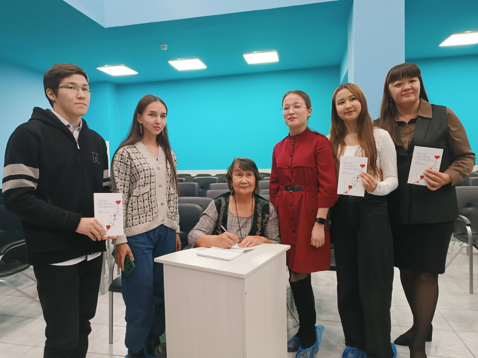 Китап уҡыған бәхетһеҙ булмай...