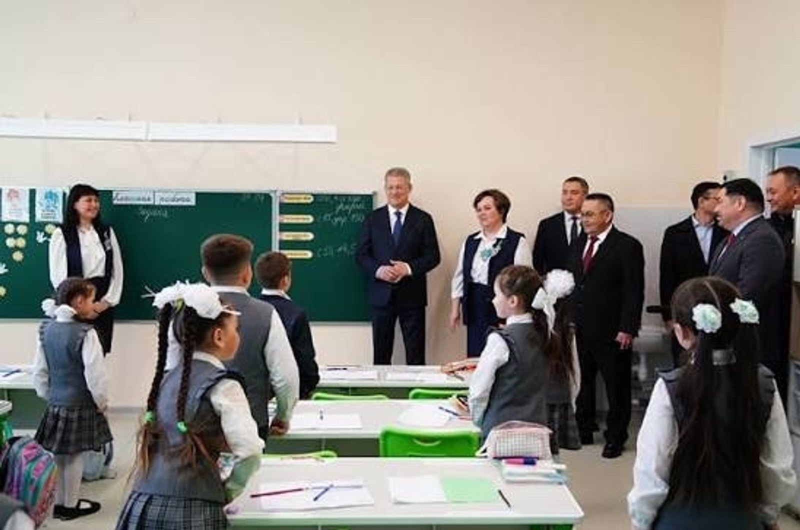 Глава РБ сообщил об изменениях в школьном образовании