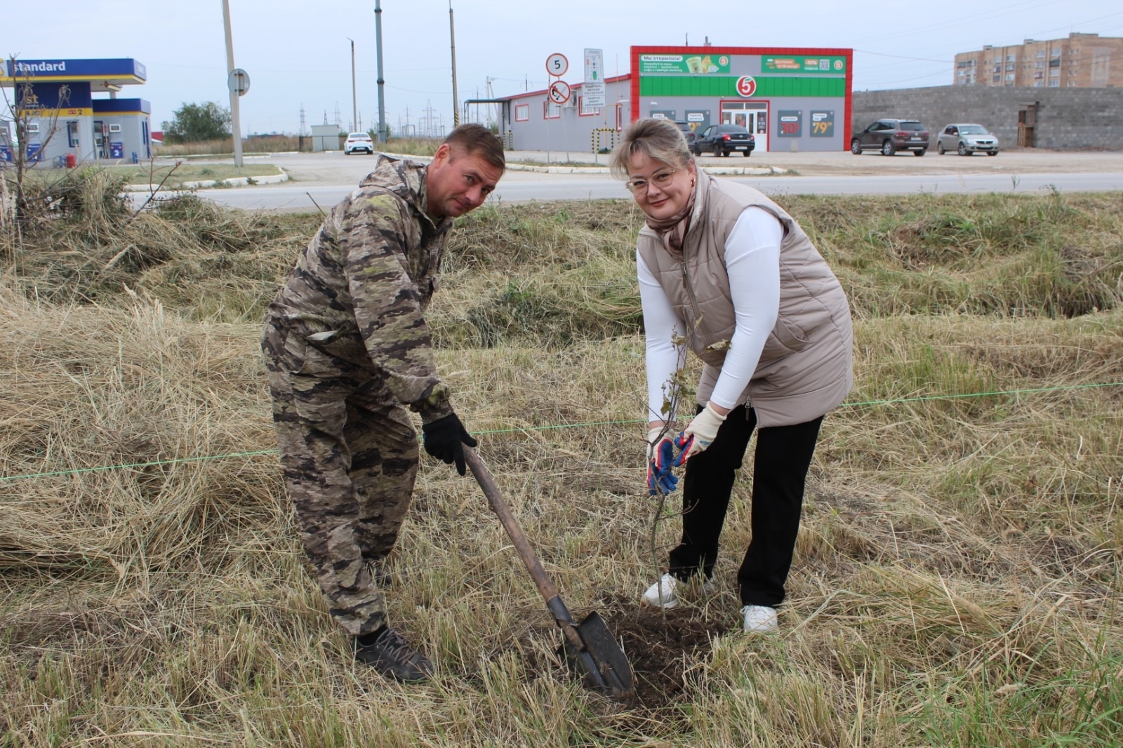 Ултыртыҡ беҙ йәп-йәш имәндәр...