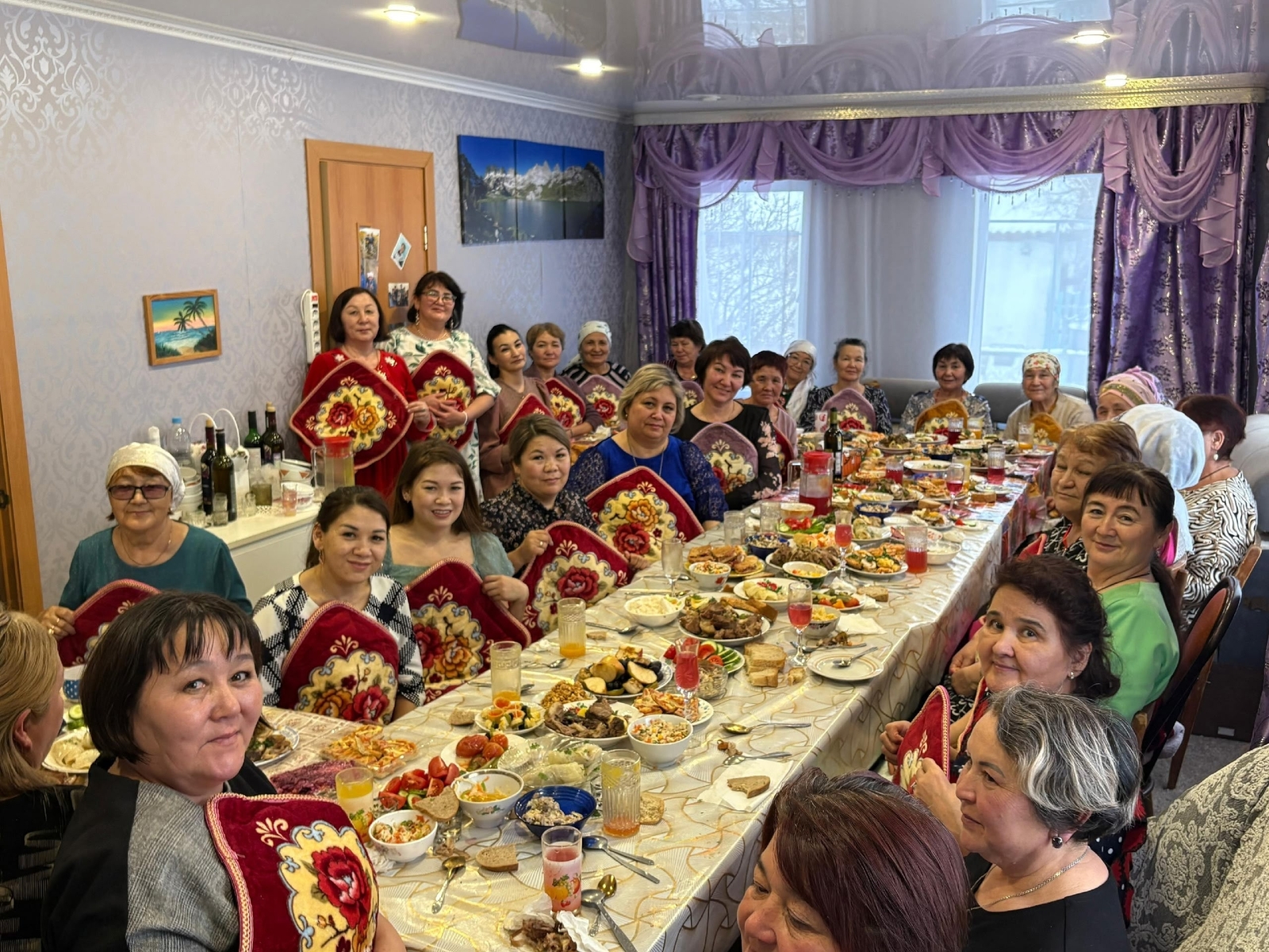 Йәштәргә аҡ бәхеттәр теләйбеҙ!