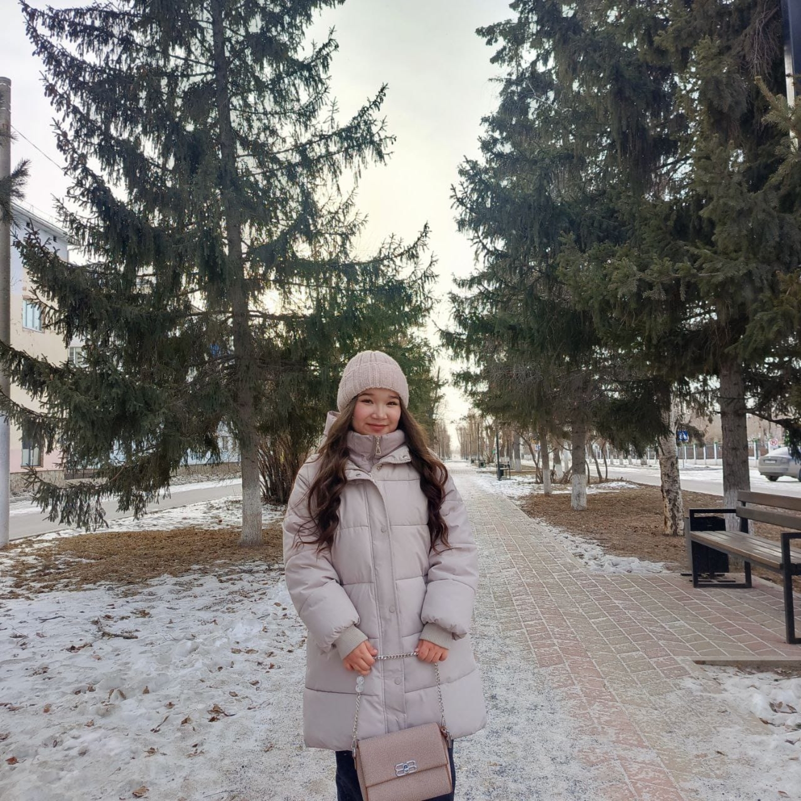 Сәнғәт донъяһын үҙ итеп